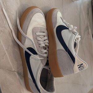 Nike Men's White and Navy Sneakers